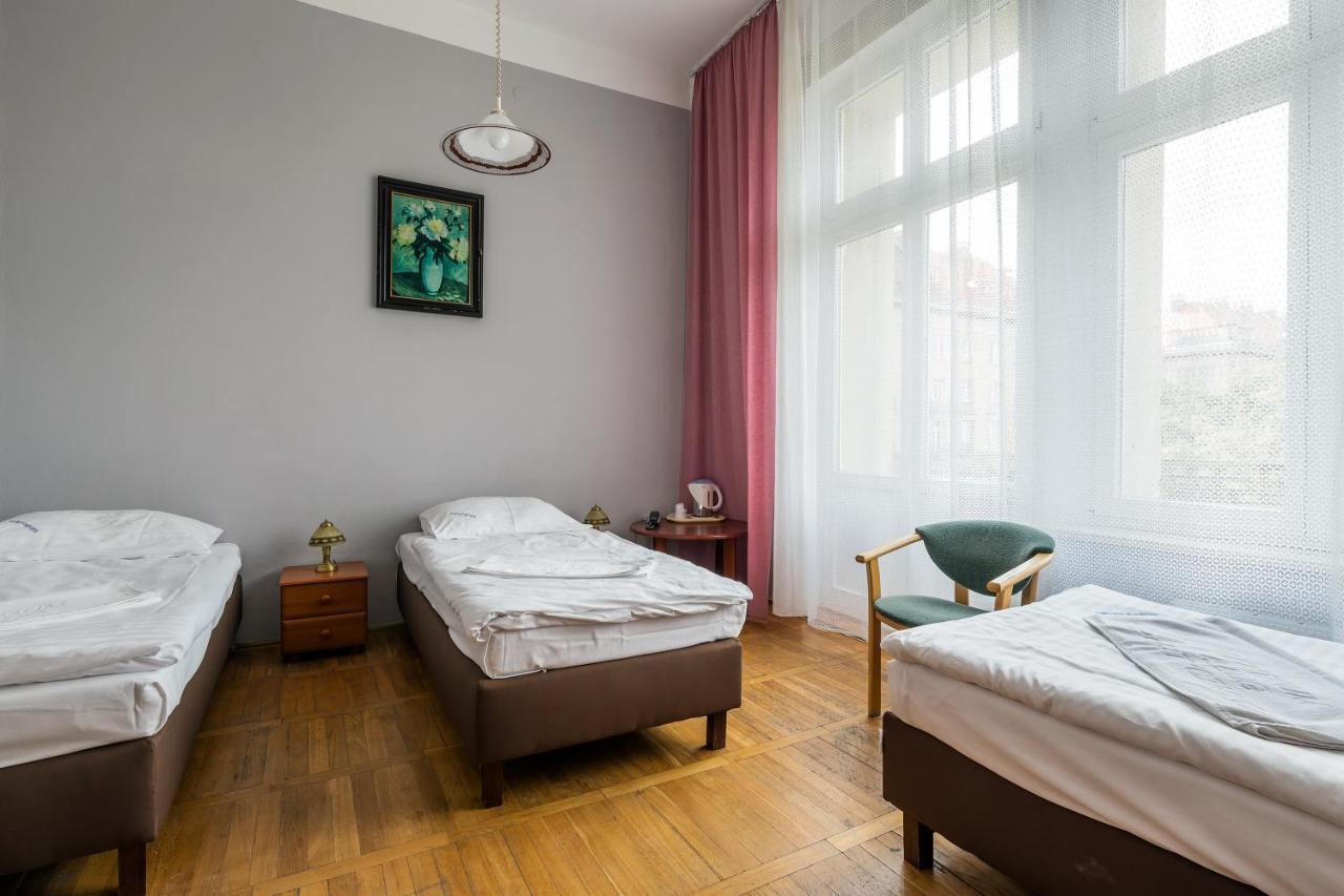 Savoy Wroclaw Hostel Exterior photo