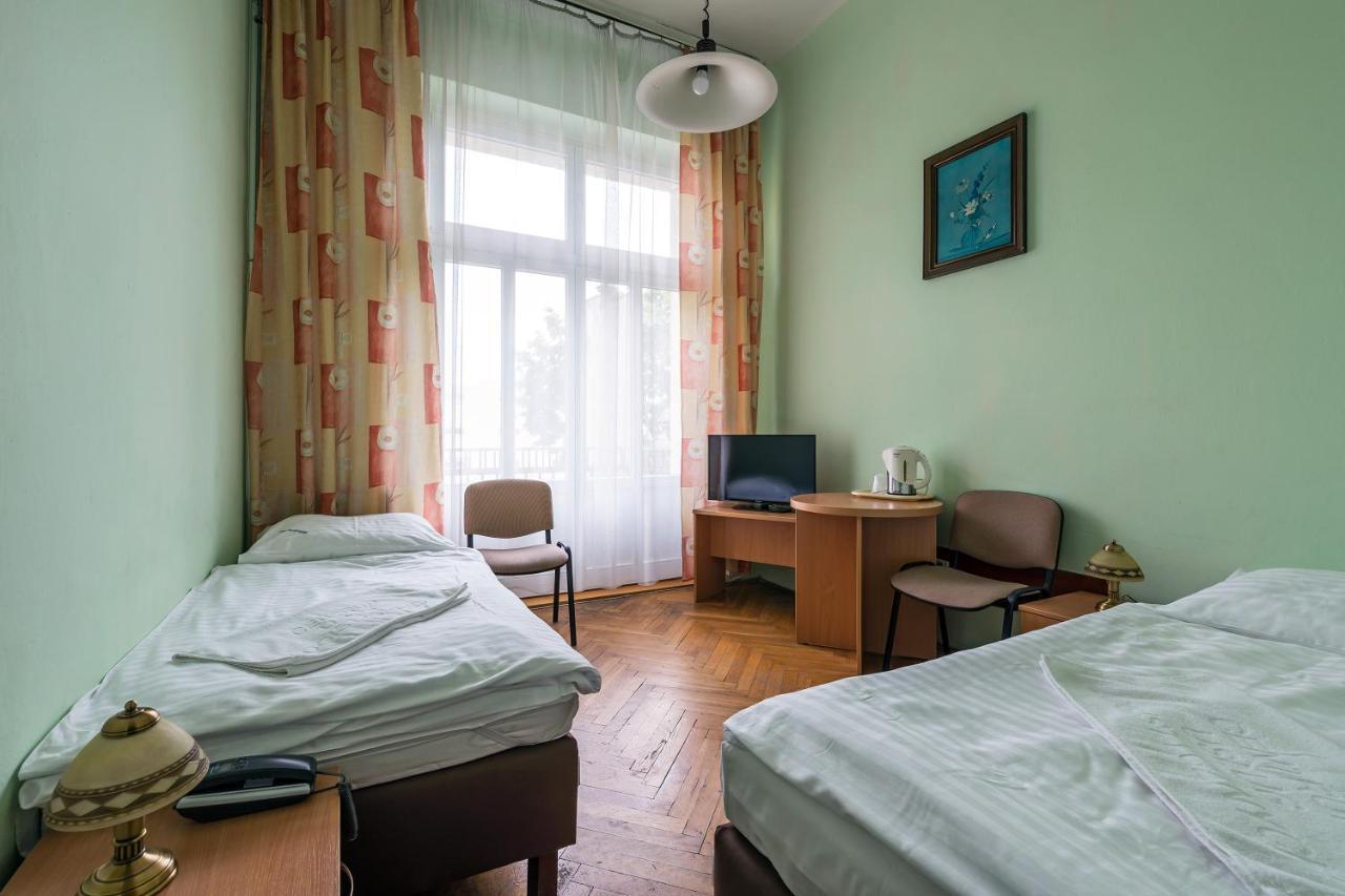 Savoy Wroclaw Hostel Exterior photo
